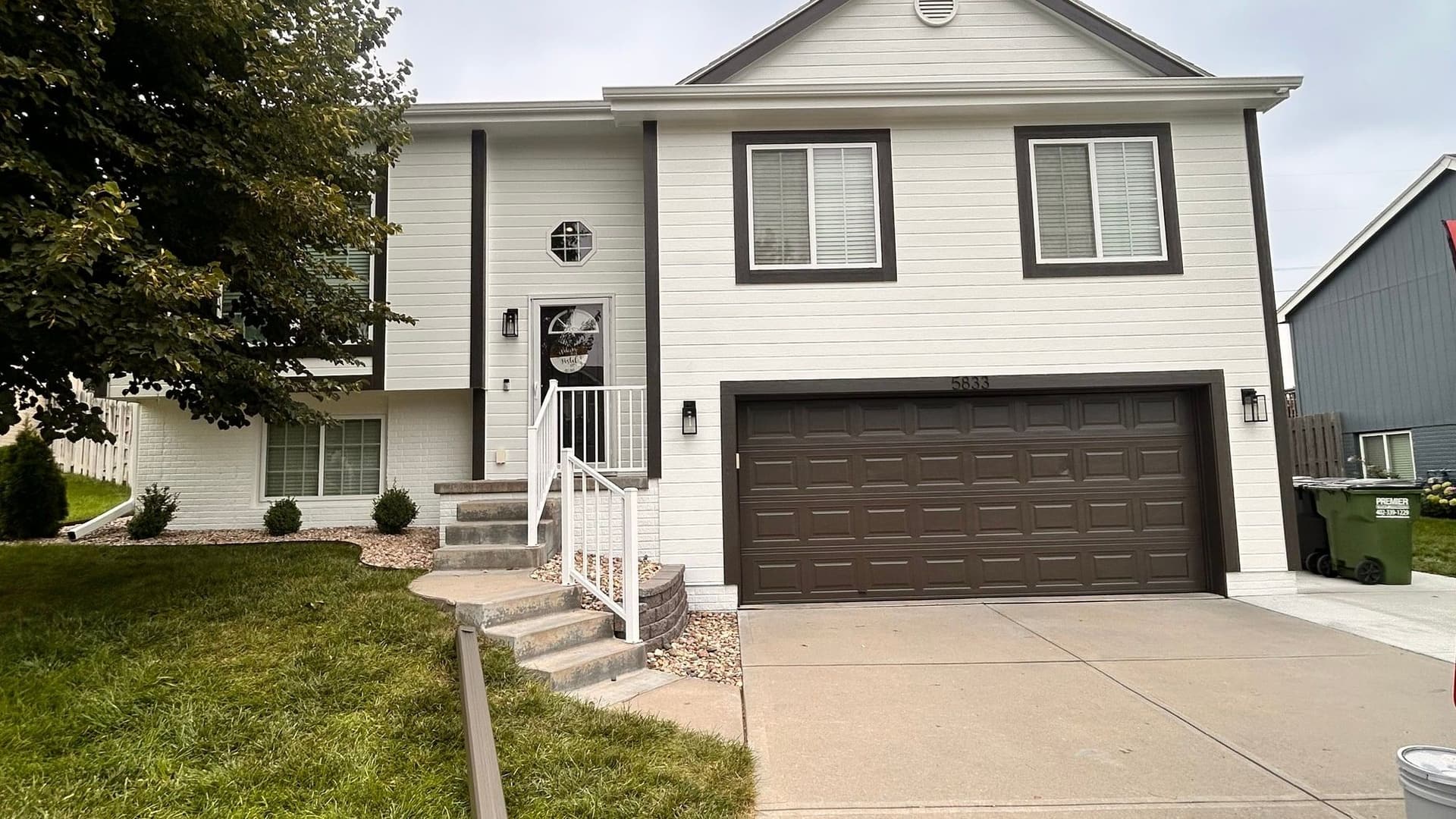 A home exterior completed by D&M Construction & Exteriors in Omaha, NE